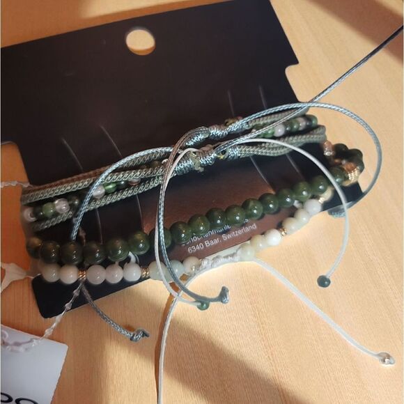 ALDO Green and Gold Beaded Bracelet Set - Picture 2 of 2